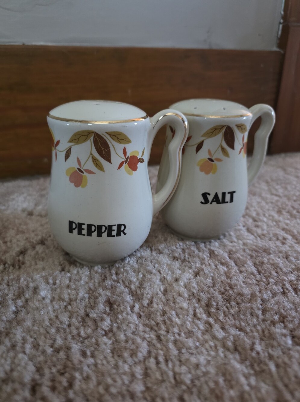 Vintage Jewel Autumn Leaf Salt And Pepper Shakers